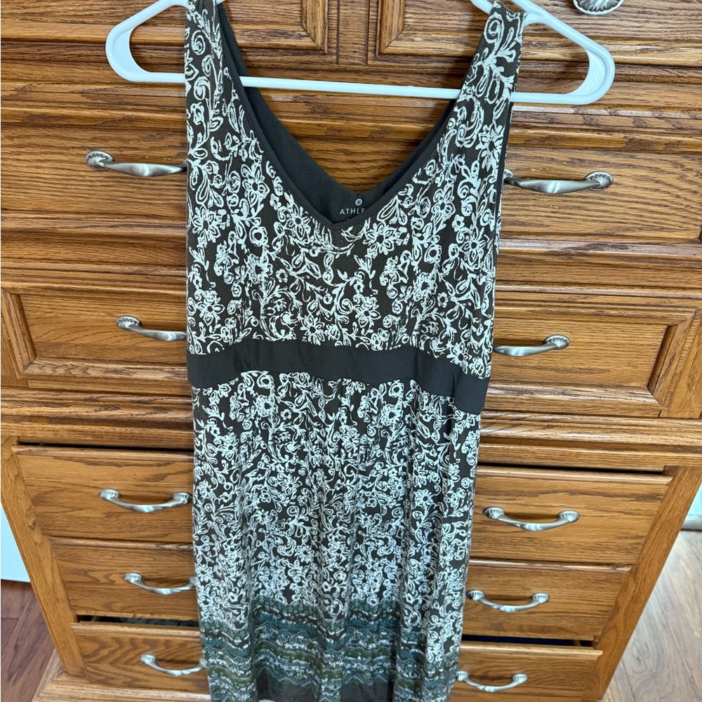 Athleta Black Dress with Cream Scroll Print and Waistband